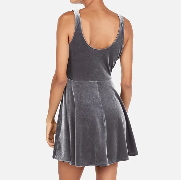 Velvet Deep V-Wire Skort Dress - Picture 2 of 7